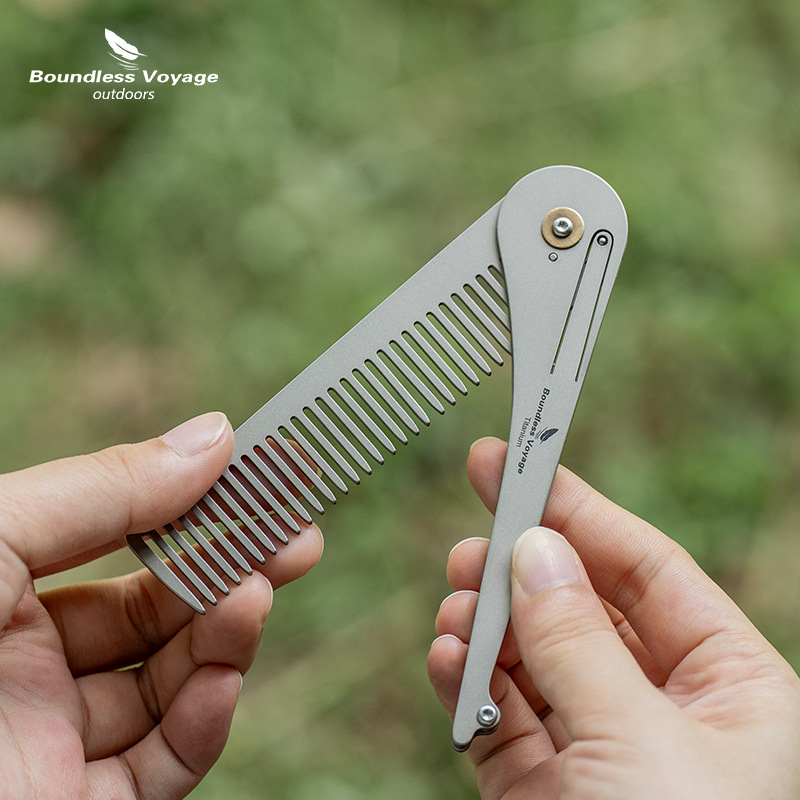 Comb Pocket Titanium - مشط قابل للطي مضاد للكهرباء الساكنة