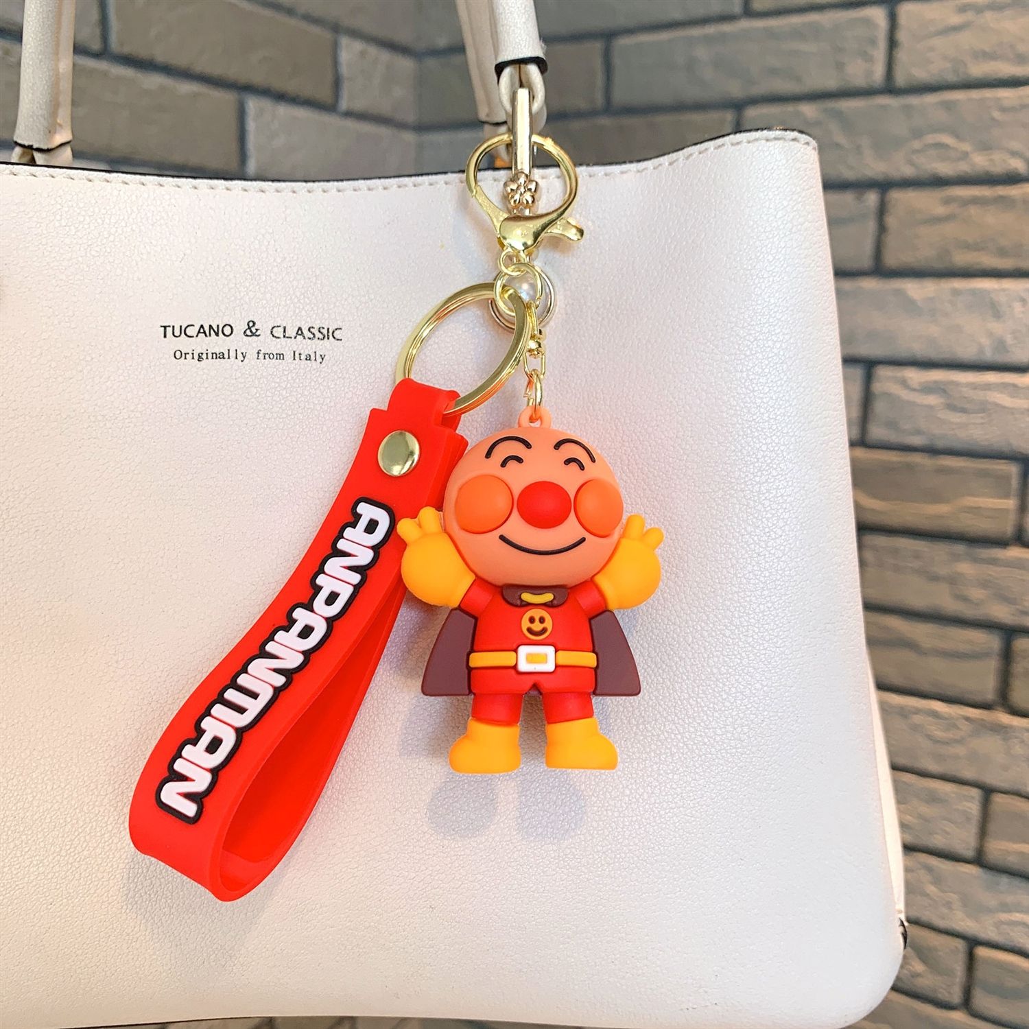 سلسلة مفاتيح كرتونية جديدة على - مراجعة Carabiner Keychain وسعره