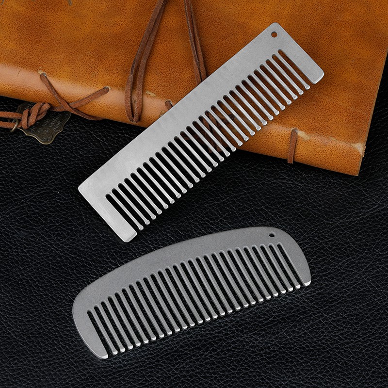 مشط من سبائك التيتانيوم خفيف ل - مراجعة Comb Pocket Titanium وسعره