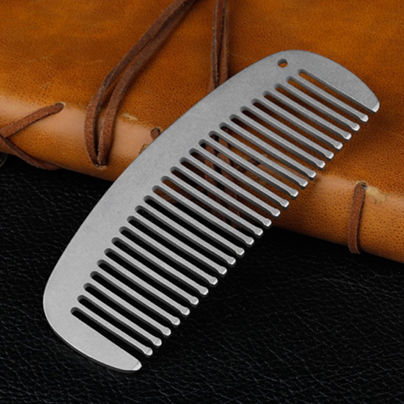 مشط من سبائك التيتانيوم خفيف ل - مراجعة Comb Pocket Titanium وسعره